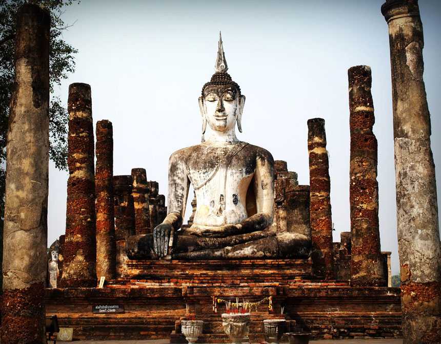 Ancient meditation statue