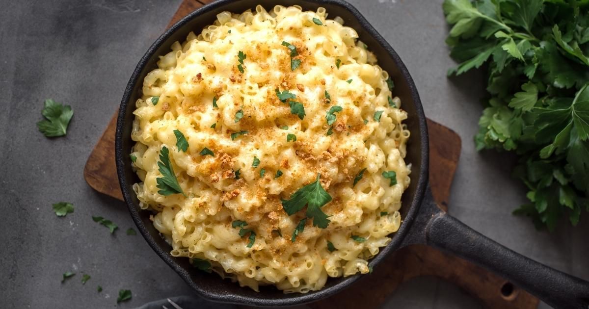 Mac and Cheese in a Pan