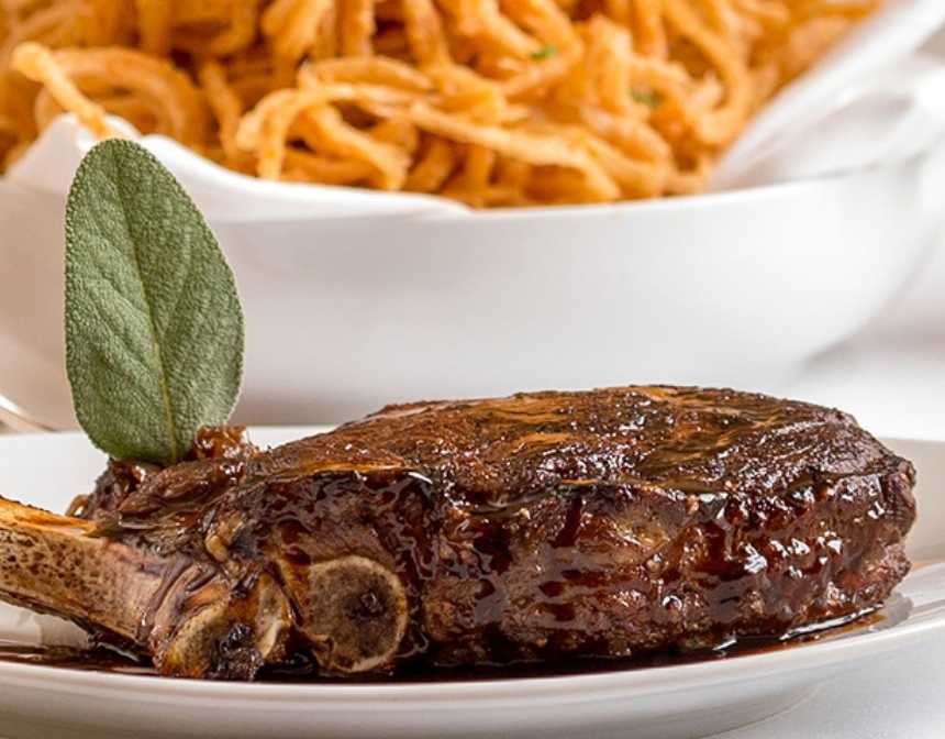 steak from Shanahan’s on the Green